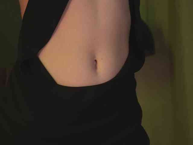 Nikki-Gia webcam