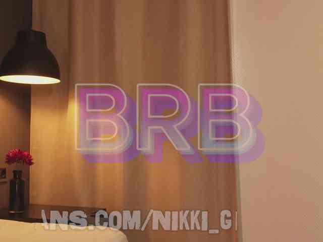 Nikki-Gia webcam