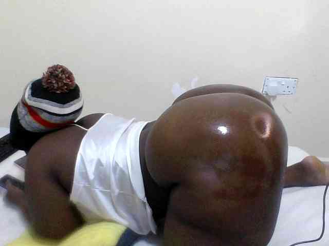 upskirt web cam LYN-VEE