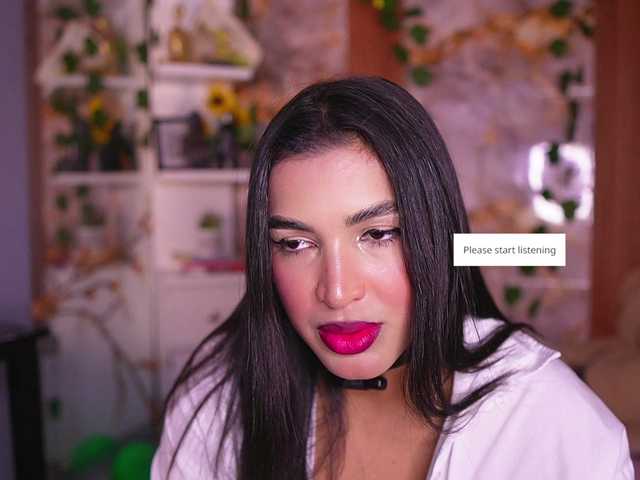 zoeyfox's BongaCams show and profile