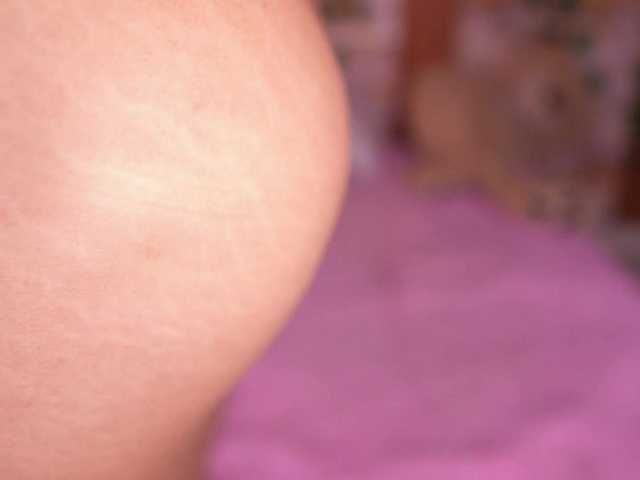 zoeyfox's BongaCams show and profile