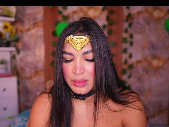 zoeyfox's BongaCams show and profile