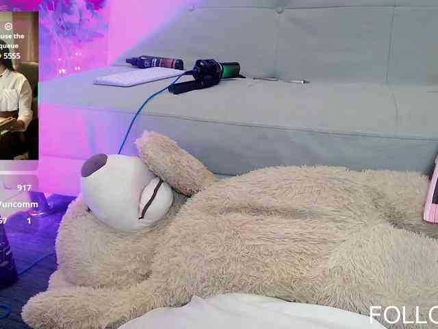 zoeyfox webcam