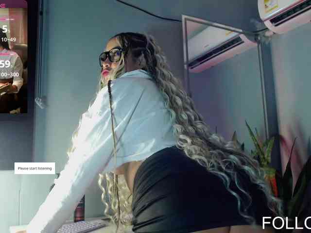 zoeyfox webcam
