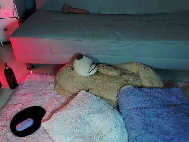 zoeyfox webcam