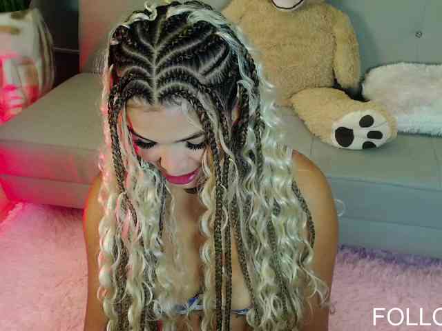zoeyfox webcam