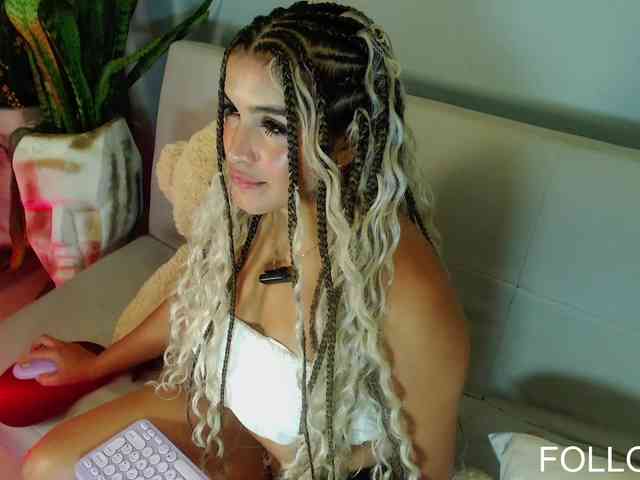 zoeyfox webcam