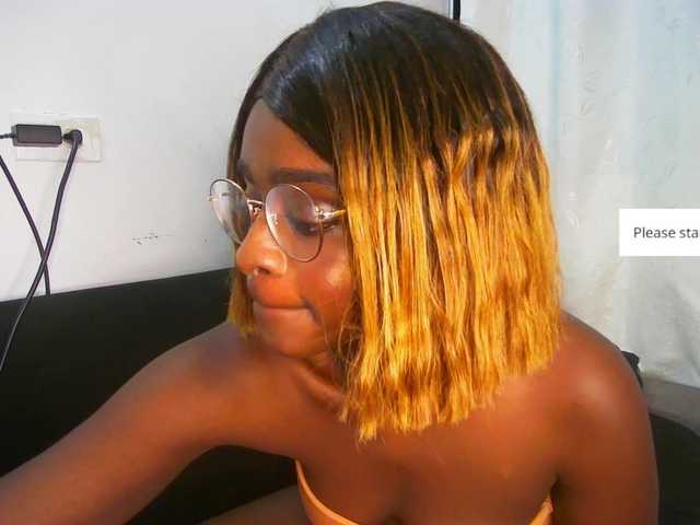 HannahCox19's BongaCams show and profile