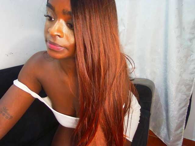 HannahCox19's BongaCams show and profile