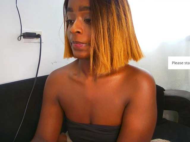 HannahCox19's BongaCams show and profile