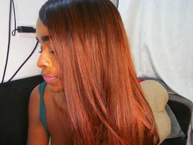 HannahCox19's BongaCams show and profile