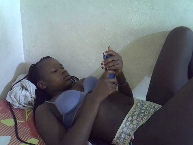 Africanasaucy's BongaCams show and profile