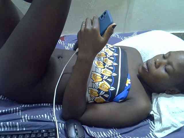 Africanasaucy webcam