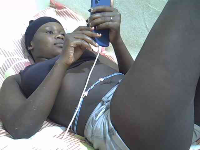 Africanasaucy webcam