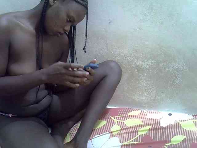 Africanasaucy webcam