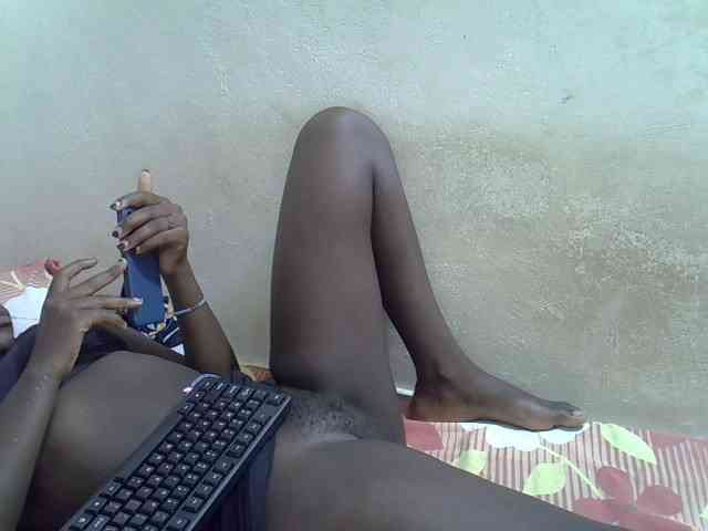 Africanasaucy webcam