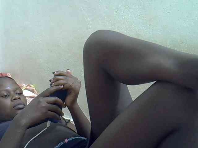 Africanasaucy webcam