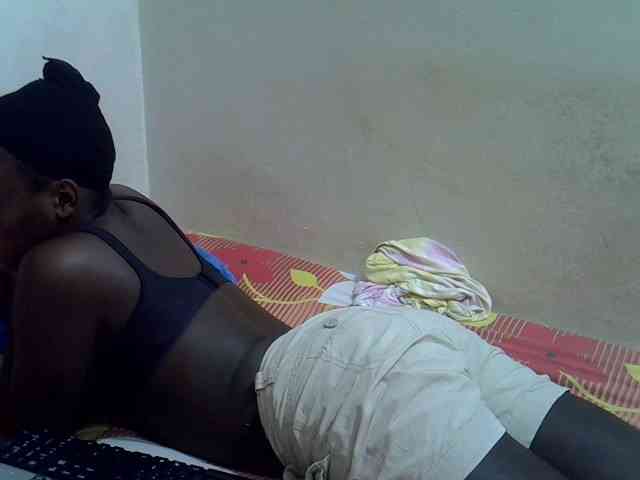 Africanasaucy webcam