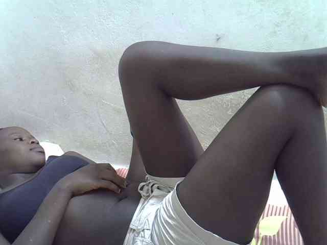 Africanasaucy webcam