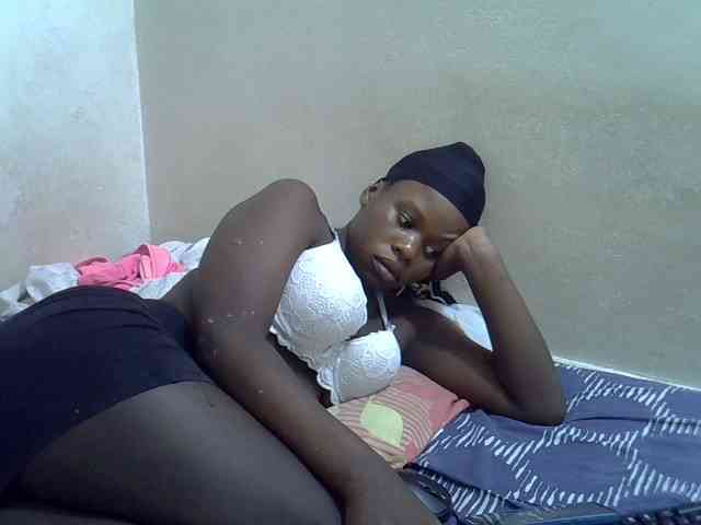 Africanasaucy webcam