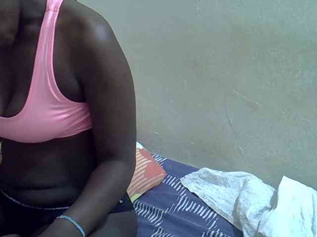Africanasaucy webcam