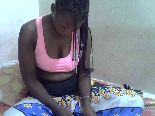 Africanasaucy webcam