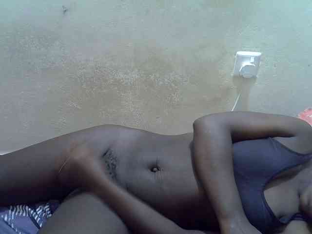 Africanasaucy webcam