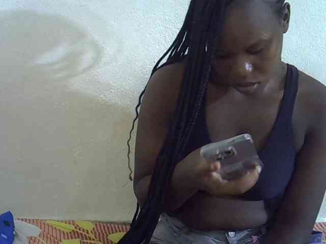 Africanasaucy webcam