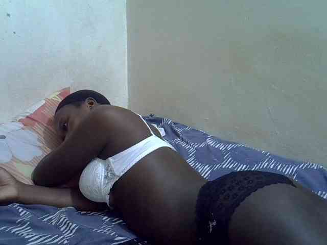 Africanasaucy webcam