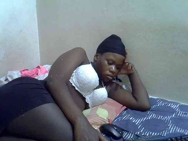 Africanasaucy webcam