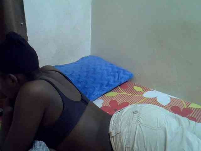 Africanasaucy webcam
