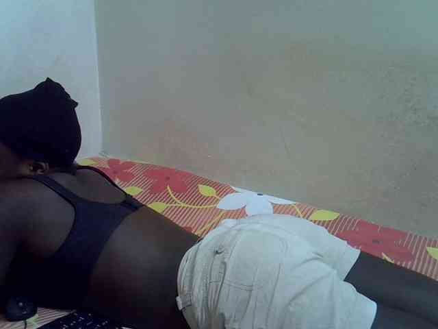 Africanasaucy webcam