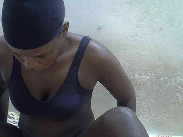 Africanasaucy webcam