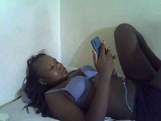 Africanasaucy webcam