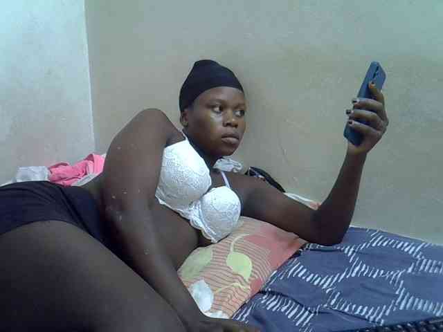 Africanasaucy webcam