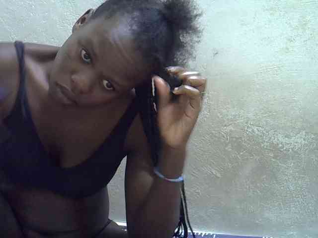 Africanasaucy webcam