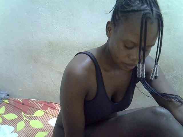 Africanasaucy webcam