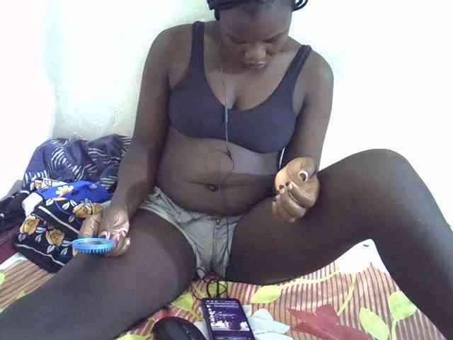 Africanasaucy webcam