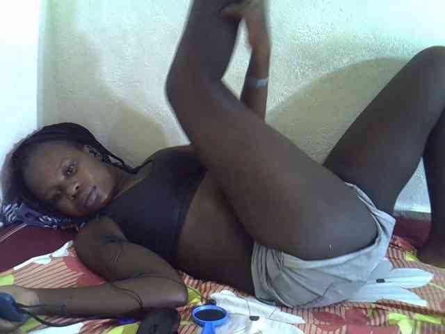 Africanasaucy webcam