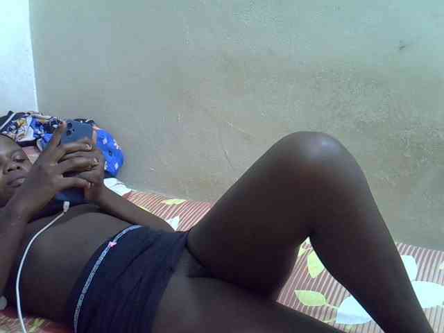 Africanasaucy webcam