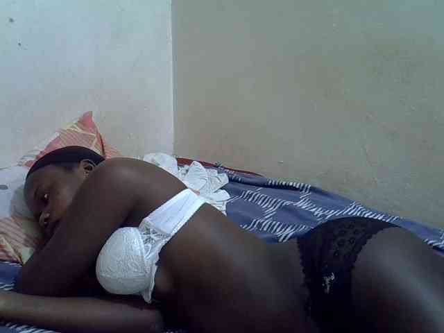 Africanasaucy webcam