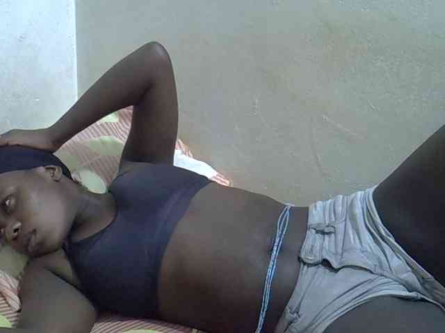 Africanasaucy webcam