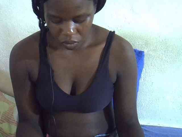 Africanasaucy webcam