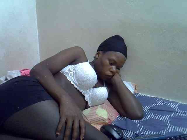 Africanasaucy webcam