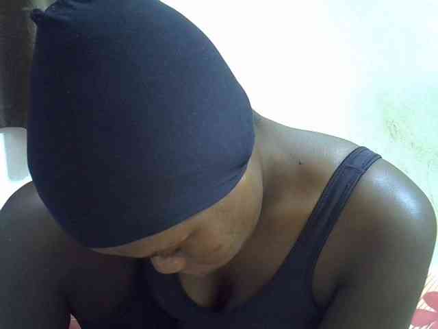 Africanasaucy webcam