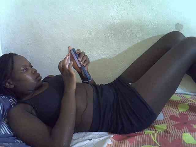 Africanasaucy webcam