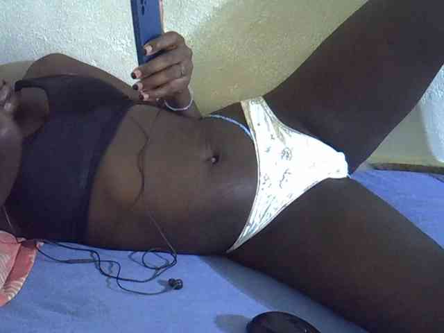 Africanasaucy webcam