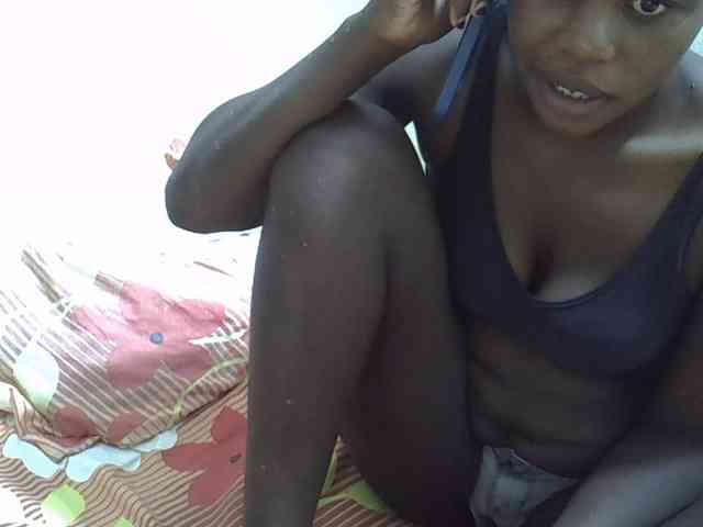 Africanasaucy webcam