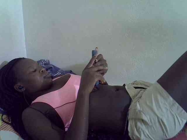 Africanasaucy webcam