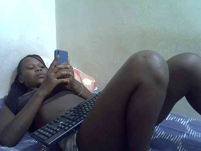 Africanasaucy webcam